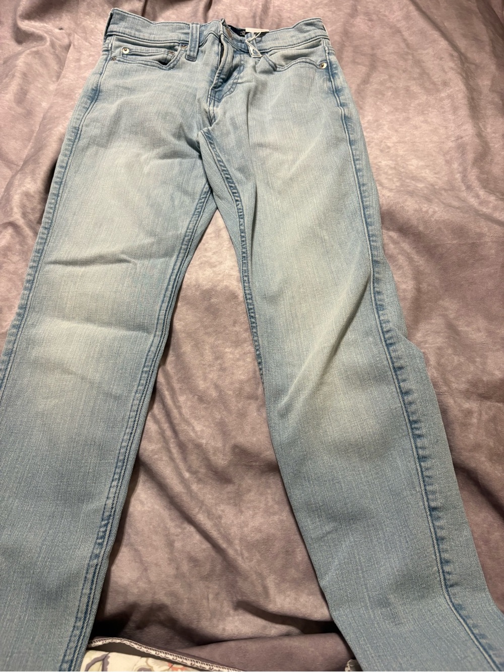 Hollister Women's Super Skinny Jeans in Light Denim - Picture 2 of 2